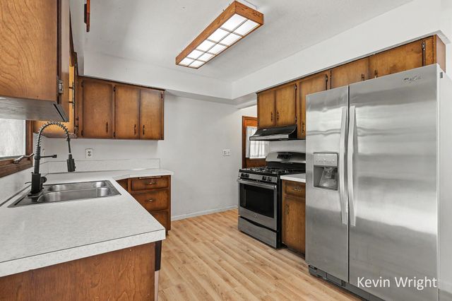 2450 Benston Road, Whitehall, MI 49461