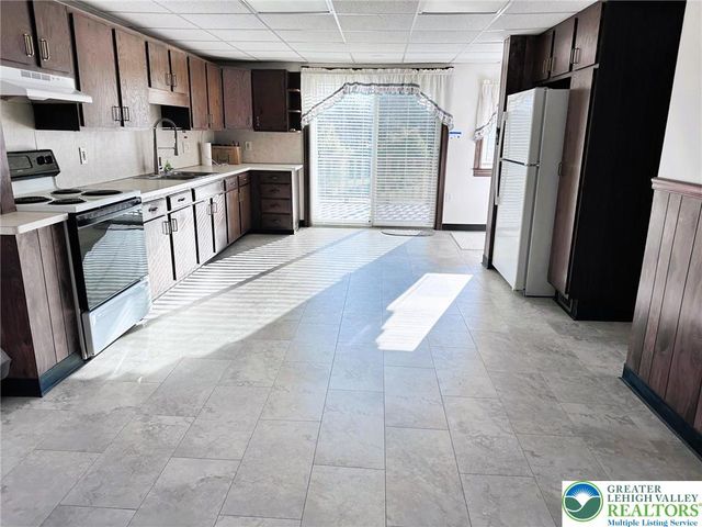 3450 Columbia Street, Whitehall Twp, PA 18052