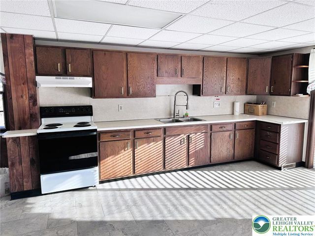 3450 Columbia Street, Whitehall Twp, PA 18052