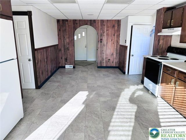 3450 Columbia Street, Whitehall Twp, PA 18052