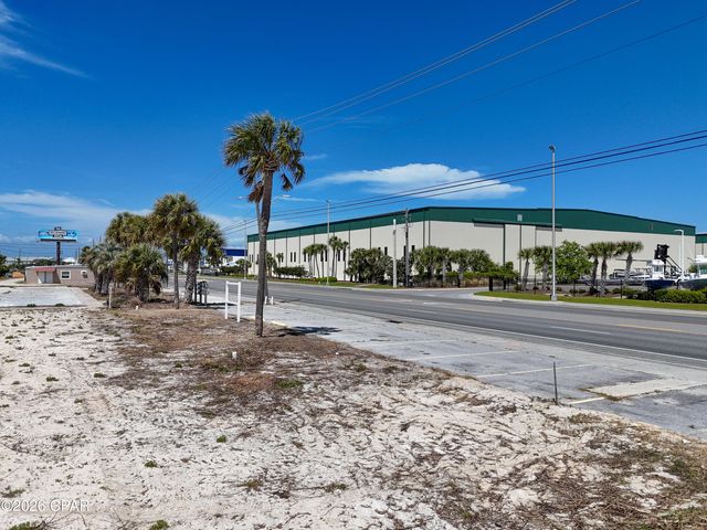 4010 Thomas Drive, Panama City, FL 32408