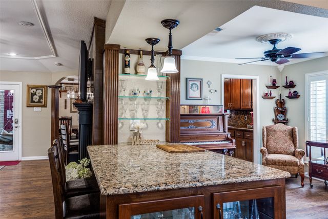1621 Lake Hill Lane, Plano, TX 75023