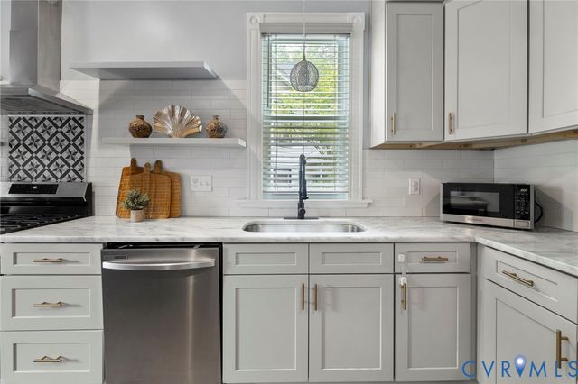 2406 Lamb Ave, Richmond, VA 23222