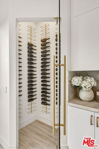 8633 Hollywood Boulevard, Los Angeles, CA 90069