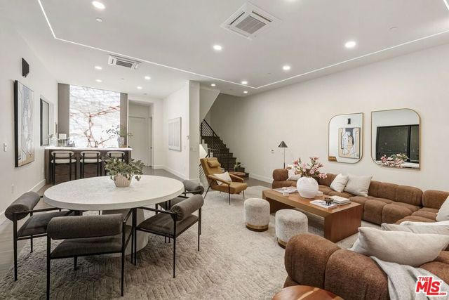 8633 Hollywood Boulevard, Los Angeles, CA 90069