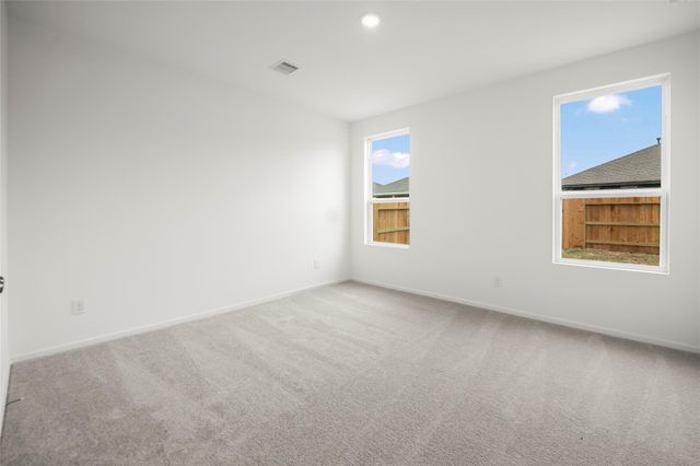 13325 Harbor Point Drive, Texas City, TX 77568