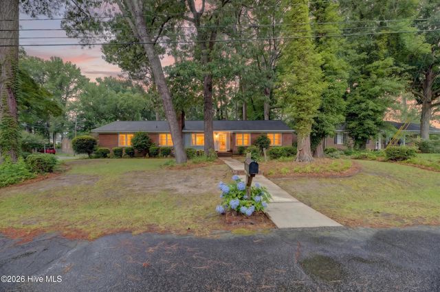 202 Hardee Circle, Greenville, NC 27858