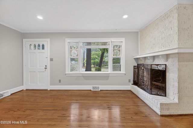 202 Hardee Circle, Greenville, NC 27858
