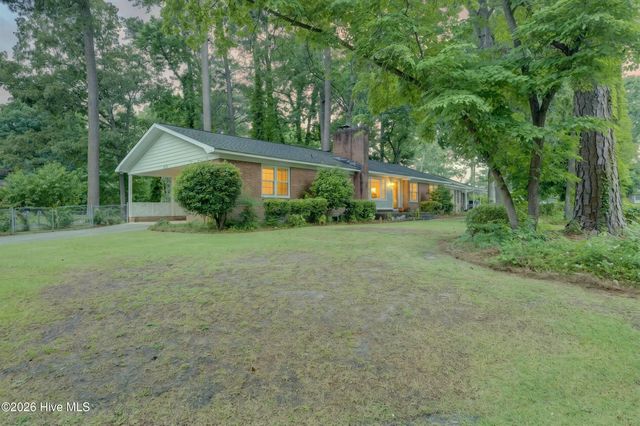 202 Hardee Circle, Greenville, NC 27858