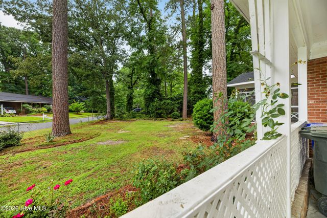 202 Hardee Circle, Greenville, NC 27858