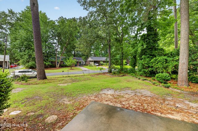 202 Hardee Circle, Greenville, NC 27858