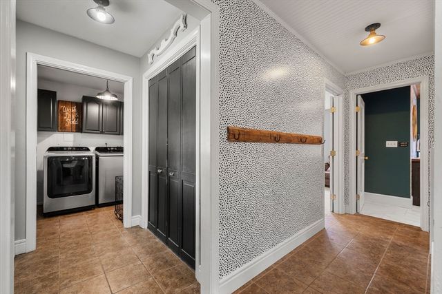 43 Jarves St, Sandwich, MA 02563