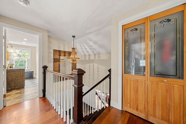 43 Jarves St, Sandwich, MA 02563