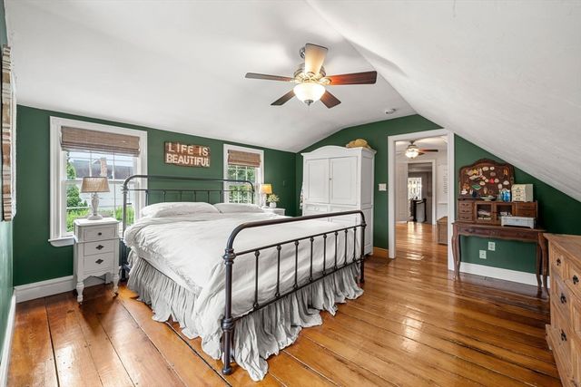 43 Jarves St, Sandwich, MA 02563