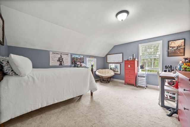 43 Jarves St, Sandwich, MA 02563