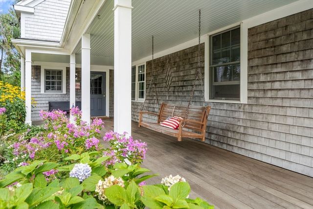 43 Jarves St, Sandwich, MA 02563
