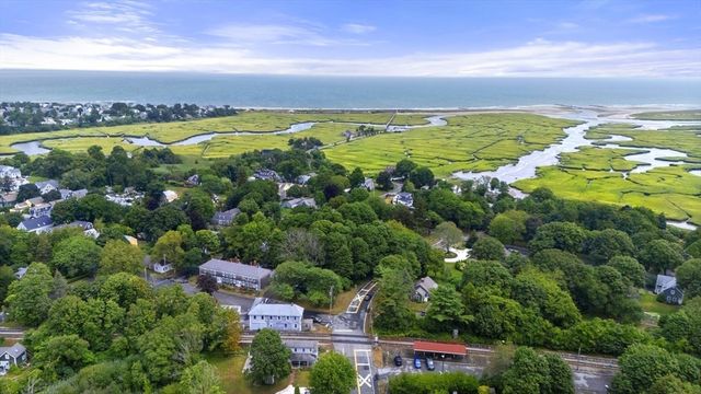 43 Jarves St, Sandwich, MA 02563
