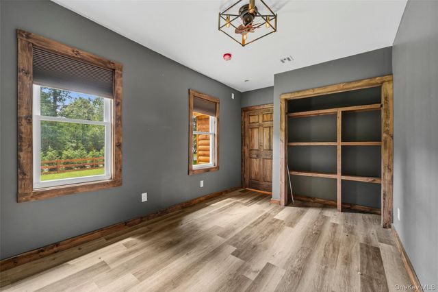 290 Route 17K, Bloomingburg, NY 12721