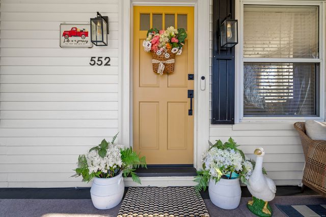 552 Laurel Hill Road, Norwich, CT 06360