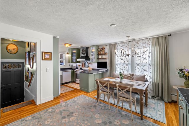 552 Laurel Hill Road, Norwich, CT 06360