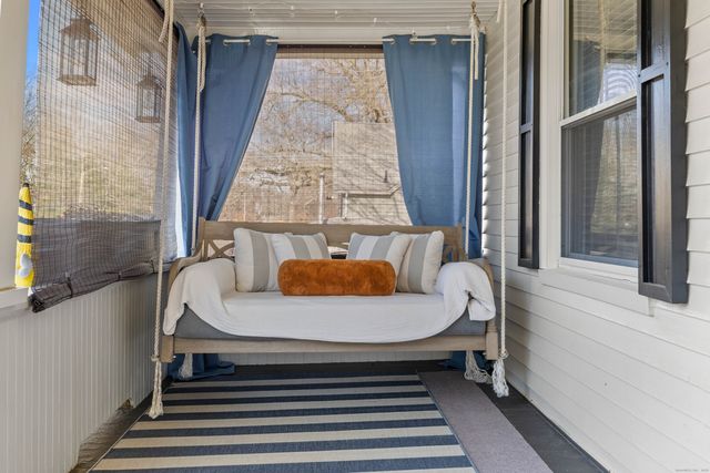 552 Laurel Hill Road, Norwich, CT 06360