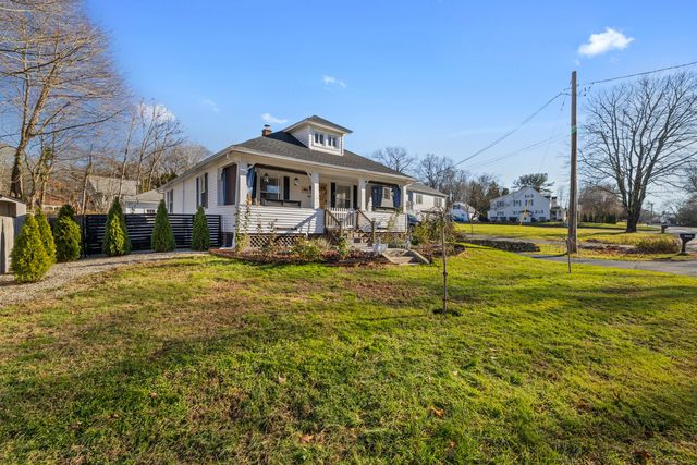 552 Laurel Hill Road, Norwich, CT 06360