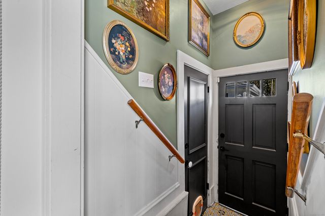 552 Laurel Hill Road, Norwich, CT 06360