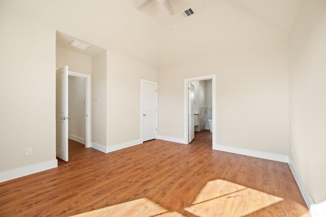 6702 Metro Blvd 4, Houston, TX 77083