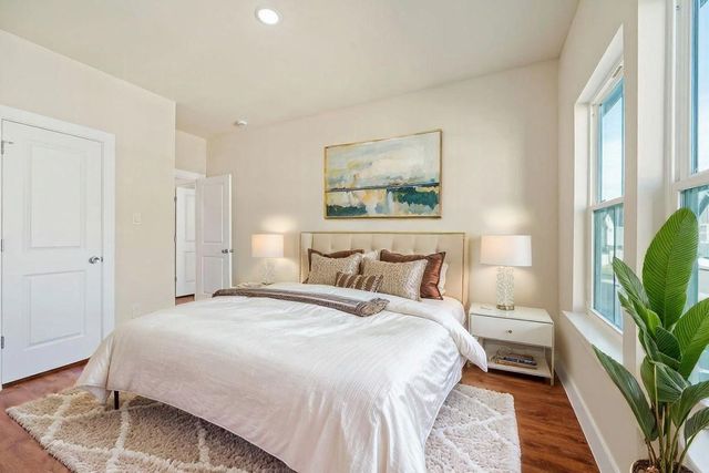 6702 Metro Blvd 4, Houston, TX 77083