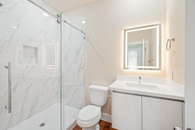 6702 Metro Blvd 4, Houston, TX 77083