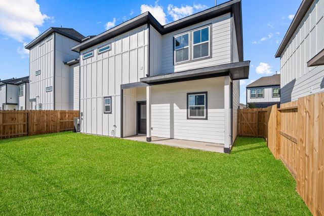 6702 Metro Blvd 4, Houston, TX 77083