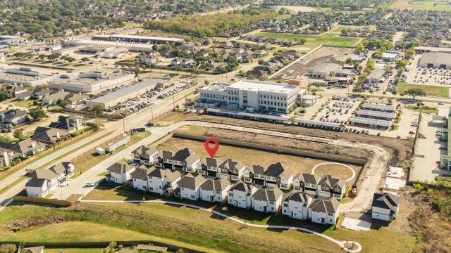 6702 Metro Blvd 4, Houston, TX 77083