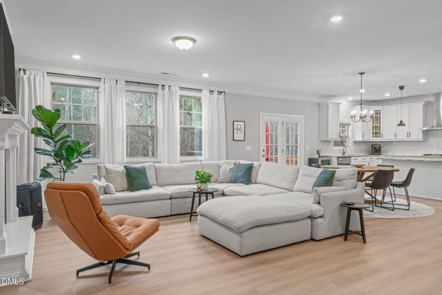 1911 Firenza Drive, Apex, NC 27502