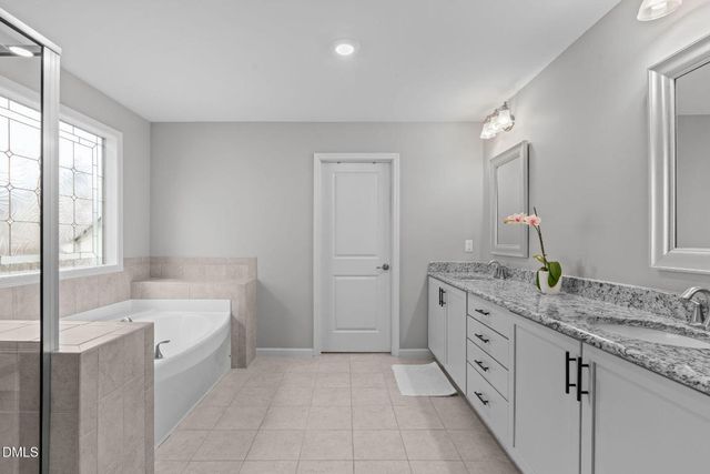 1911 Firenza Drive, Apex, NC 27502