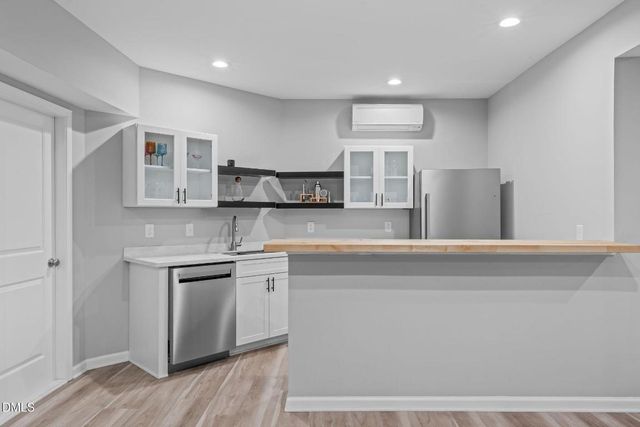 1911 Firenza Drive, Apex, NC 27502