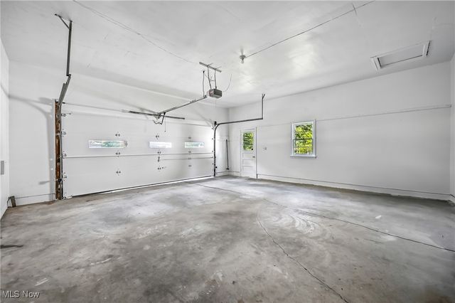 675 Blueberry Hill Drive, Canfield, OH 44406