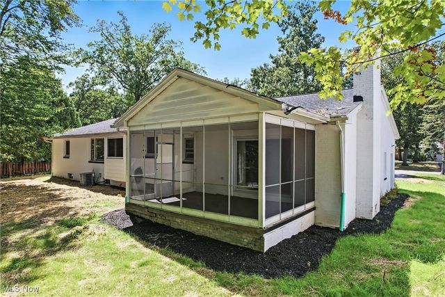 675 Blueberry Hill Drive, Canfield, OH 44406