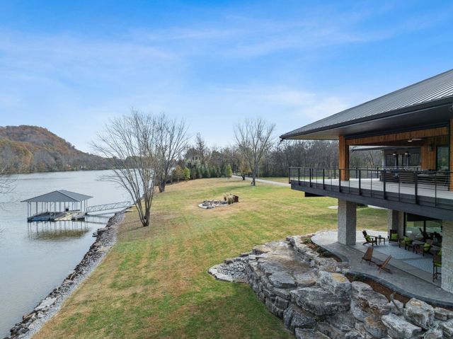 1234 Lakeside Dr, Ashland City, TN 37015