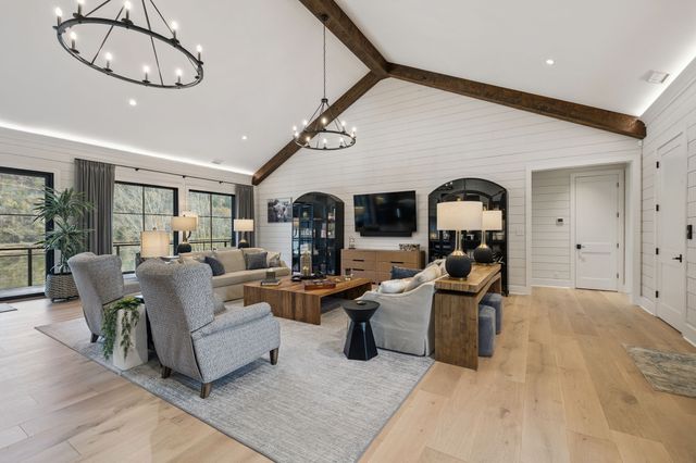 1234 Lakeside Dr, Ashland City, TN 37015