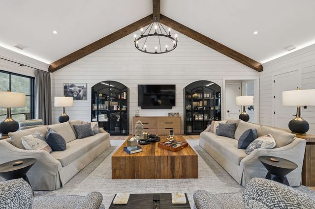 1234 Lakeside Dr, Ashland City, TN 37015