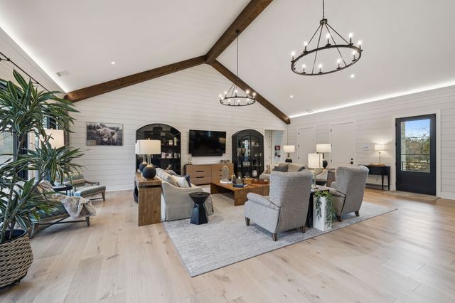 1234 Lakeside Dr, Ashland City, TN 37015