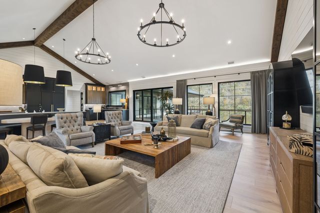 1234 Lakeside Dr, Ashland City, TN 37015