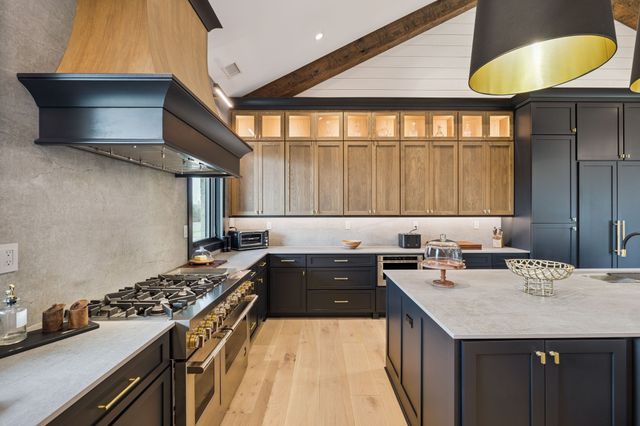 1234 Lakeside Dr, Ashland City, TN 37015