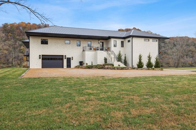 1234 Lakeside Dr, Ashland City, TN 37015