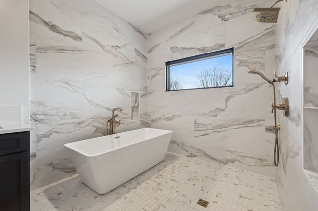 1234 Lakeside Dr, Ashland City, TN 37015