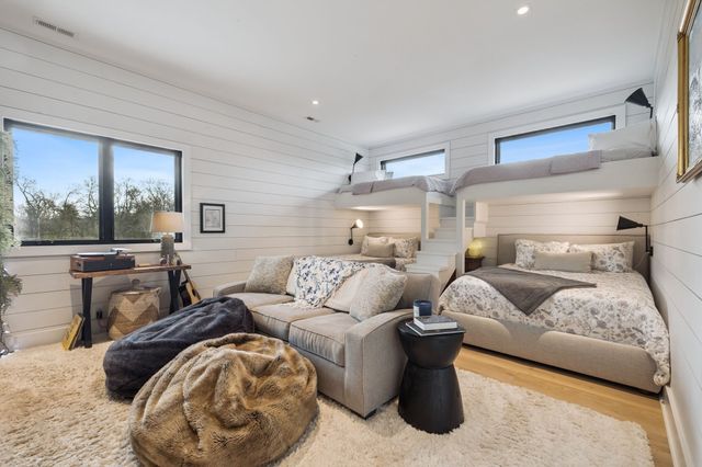 1234 Lakeside Dr, Ashland City, TN 37015