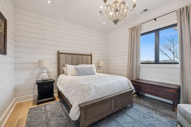 1234 Lakeside Dr, Ashland City, TN 37015