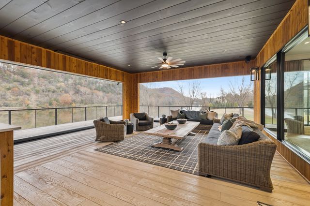 1234 Lakeside Dr, Ashland City, TN 37015