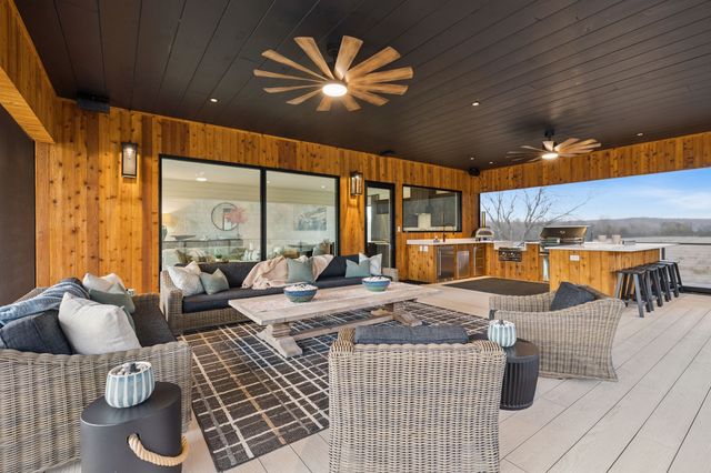 1234 Lakeside Dr, Ashland City, TN 37015