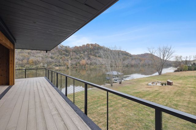 1234 Lakeside Dr, Ashland City, TN 37015